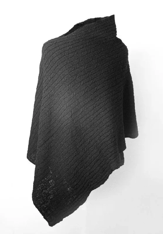 Delicate Cables MidWeight Pacarino Poncho