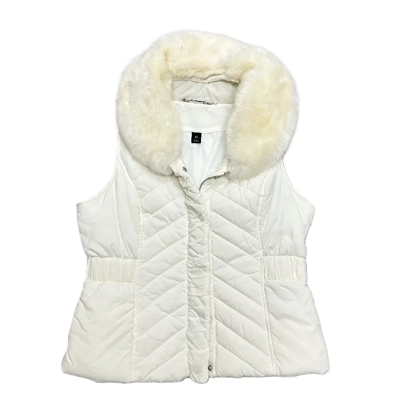 Vest Puffer & Quilted By White House Black Market In Cream, Size: Xl