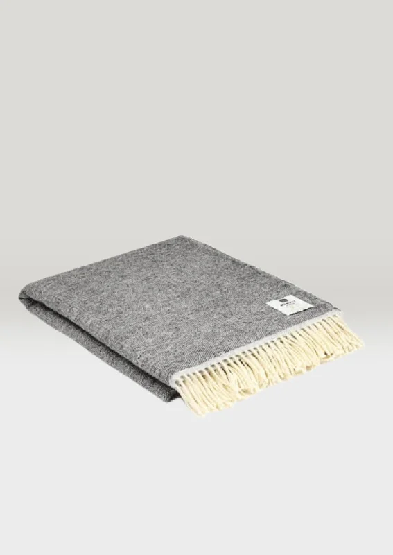 Mcnutt Fruity Grey Throw