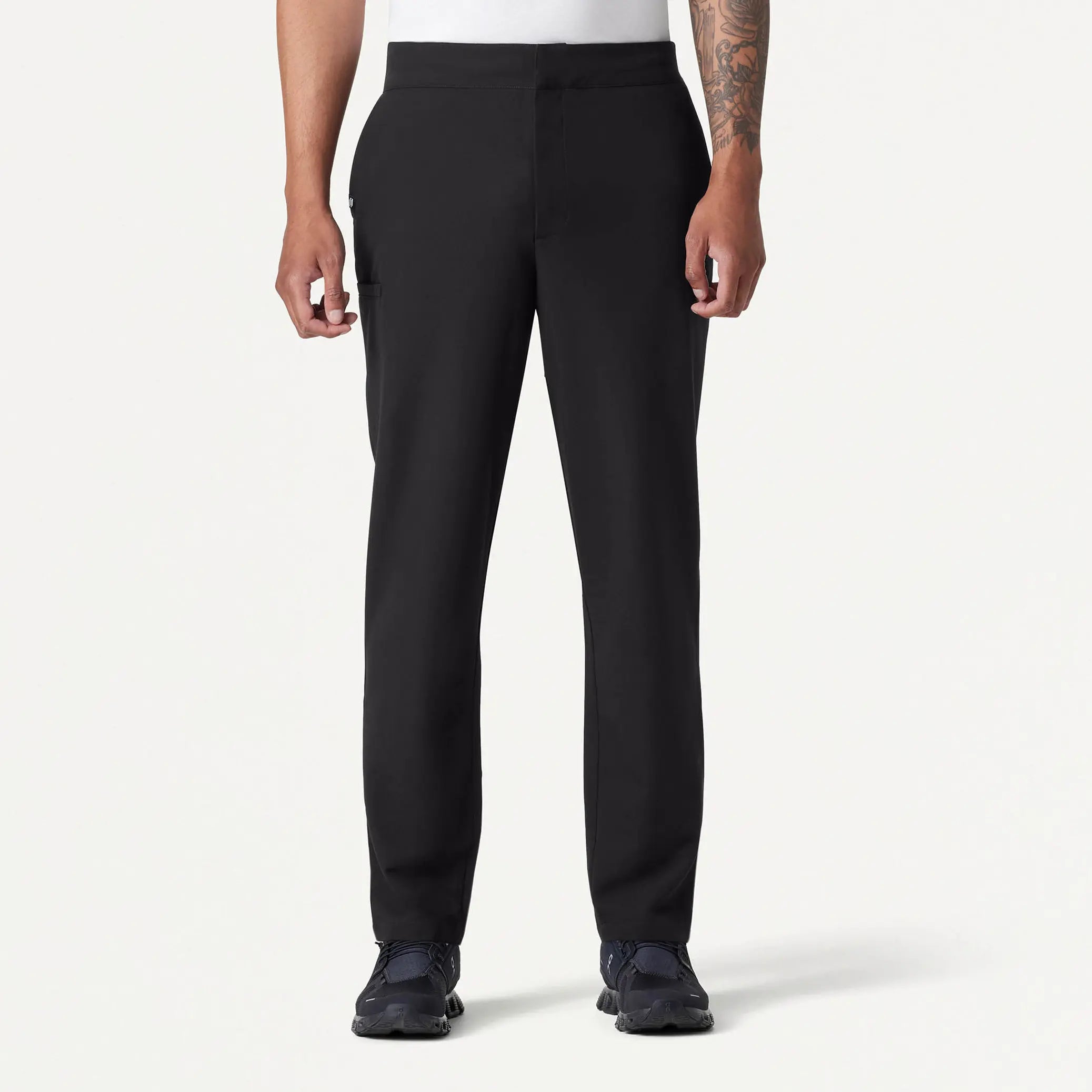 Jaanuu Men's Rubin Tapered 7-Pocket Scrub Pant - Black